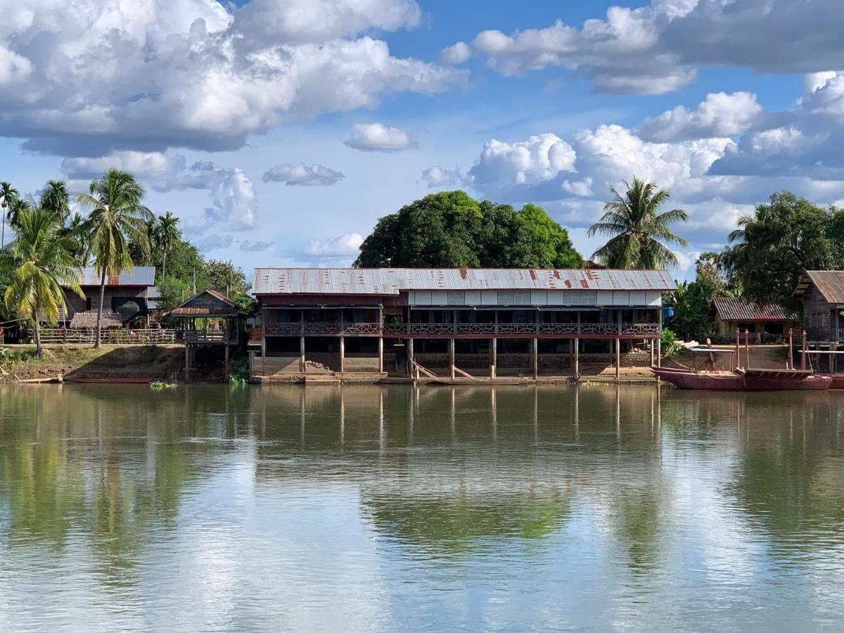 Pa Kha Guesthouse Muang Không エクステリア 写真